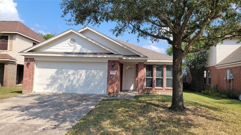 Photo of 7211 Foxwalk Lane, Humble, TX 77338 (MLS # 40148384)