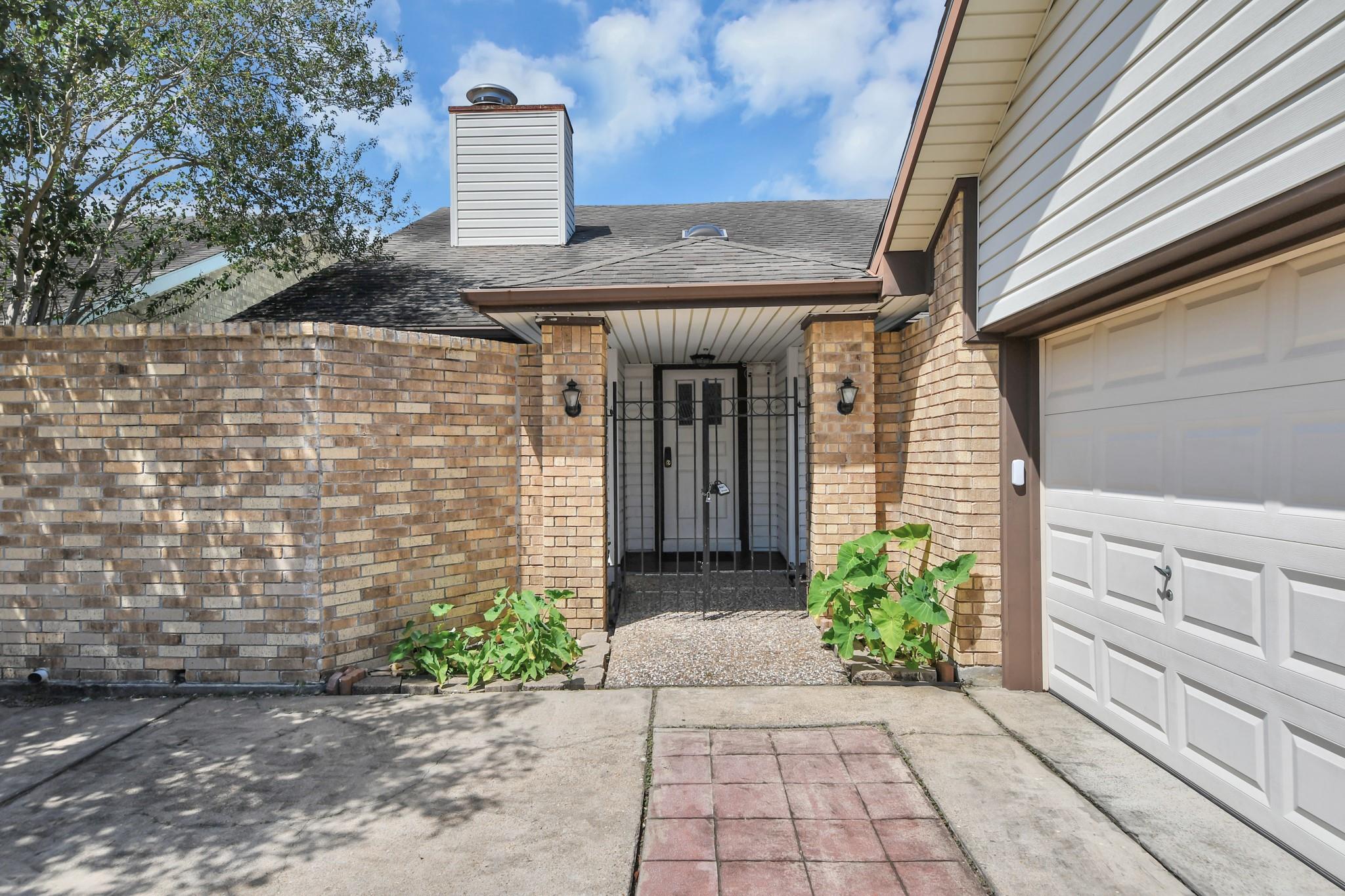 1723 Plumbwood Way
