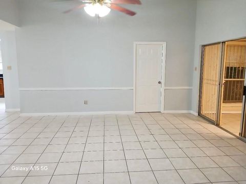 Tiny photo for 11535 Brook Meadow Drive, Houston, TX 77089 (MLS # 81457438)