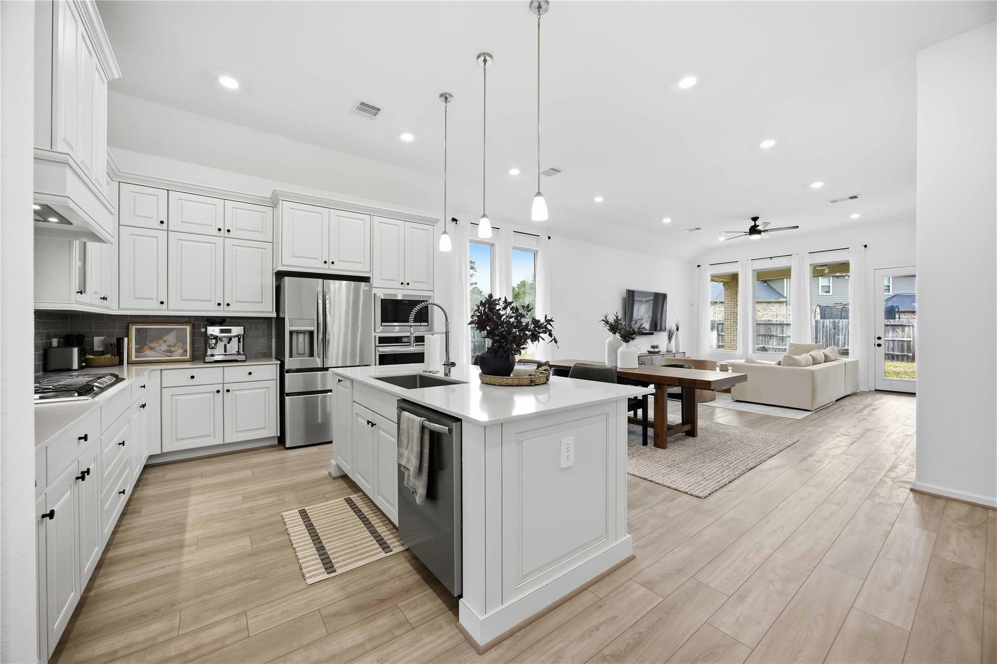 1301 Knollbridge Point Lane