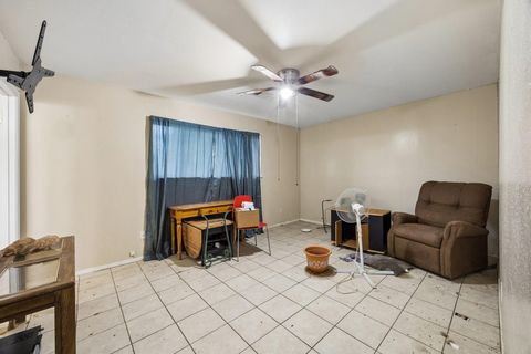 Tiny photo for 11211 Sage Oak Drive, Houston, TX 77089 (MLS # 95803116)