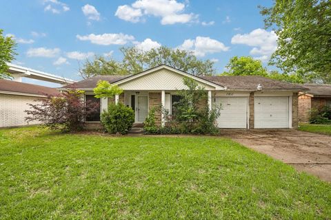 Tiny photo for 11211 Sage Oak Drive, Houston, TX 77089 (MLS # 95803116)