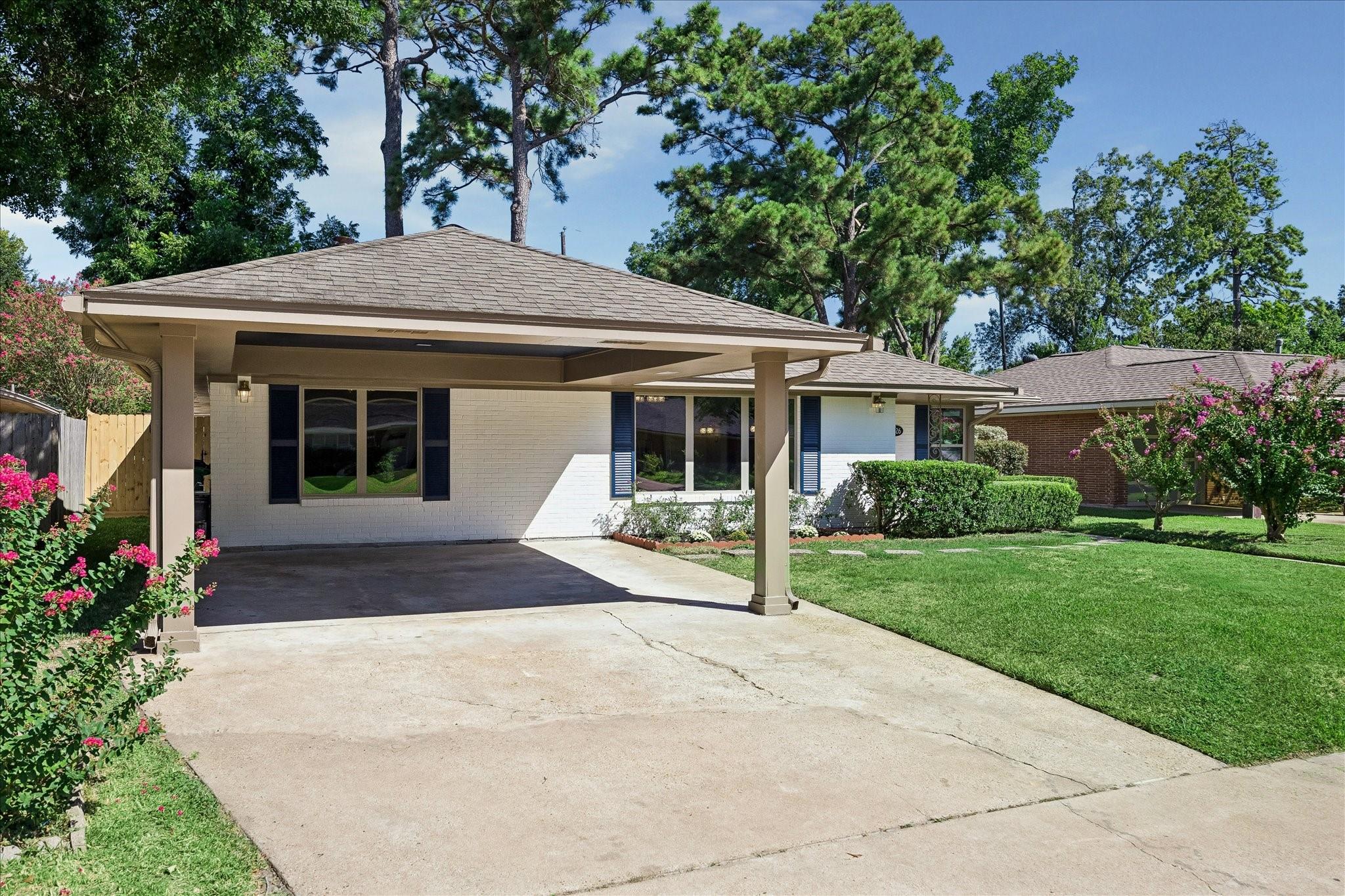 2226 Lamonte Lane