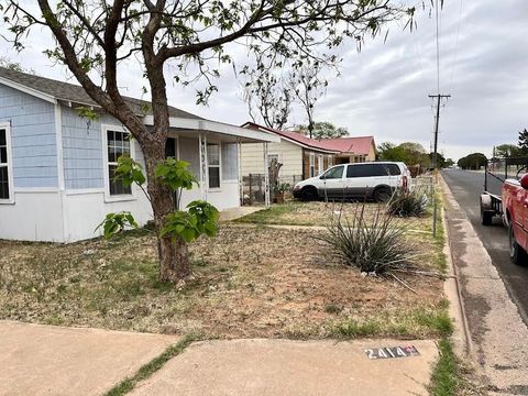 Photo of 2414 Baylor Street, Lubbock, TX 79415 (MLS # 45095171)