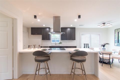 Photo of 5326 De Lange Lane, Houston, TX 77092 (MLS # 90198809)