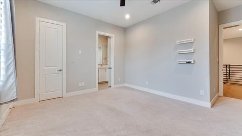 Tiny photo for 5834 Kiam Street, Houston, TX 77007 (MLS # 33865968)