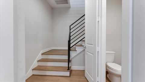 Tiny photo for 5834 Kiam Street, Houston, TX 77007 (MLS # 33865968)