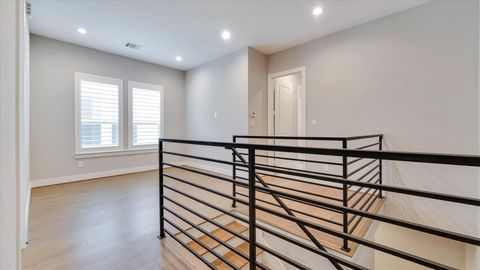 Tiny photo for 5834 Kiam Street, Houston, TX 77007 (MLS # 33865968)