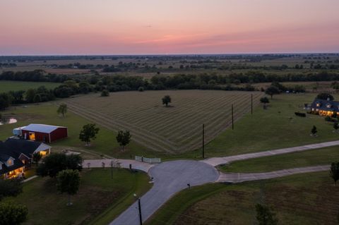 Photo of 33369 Black Falcon Court, Waller, TX 77484 (MLS # 37079422) Photo of 33369 Black Falcon Court, Waller, TX 77484 (MLS # 37079422)