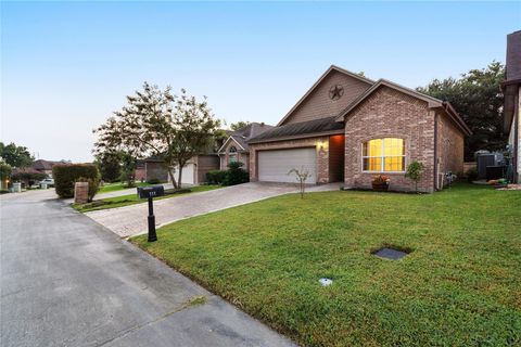 111 Harbour Town Circle Conroe TX 77356