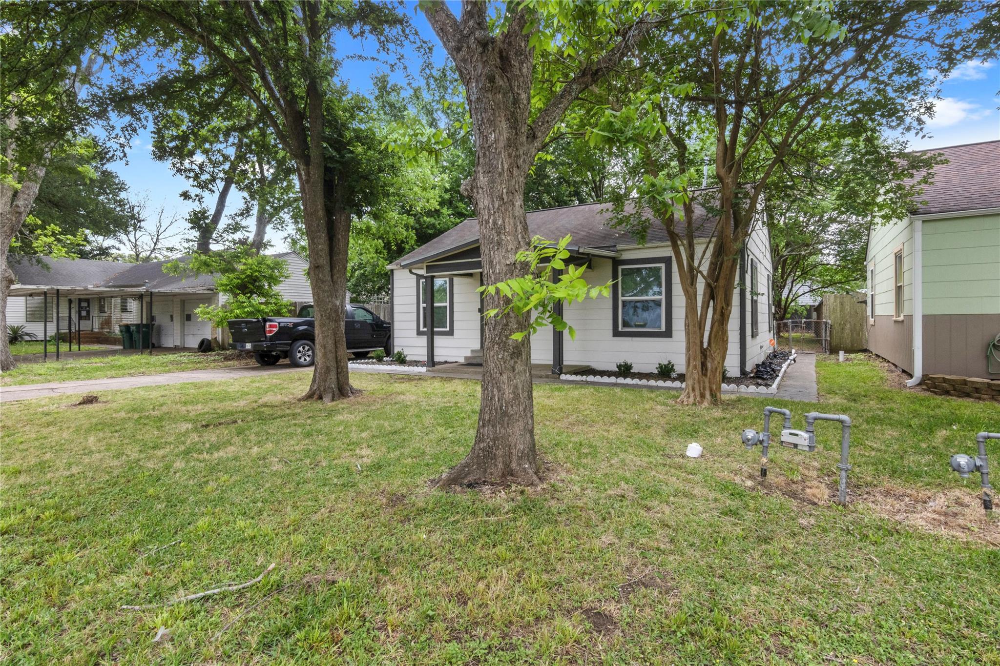 1903 Oleander Drive