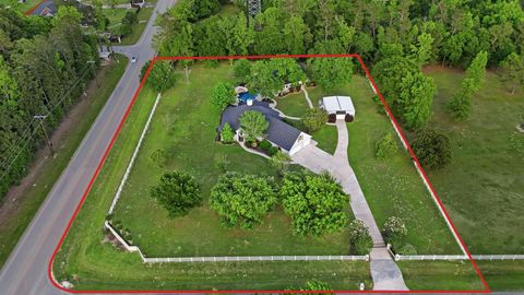 Photo of 8001 Hills Parkway, Montgomery, TX 77316 (MLS # 34478292)