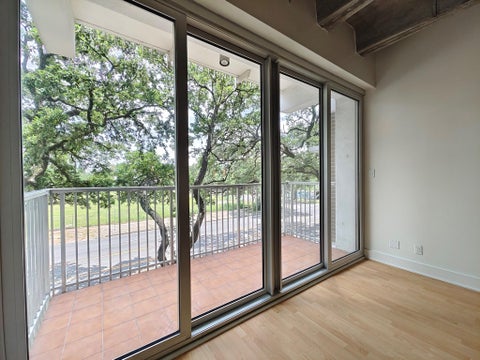 Photo of 3614 Montrose Boulevard #203, Houston, TX 77006 (MLS # 35008276)