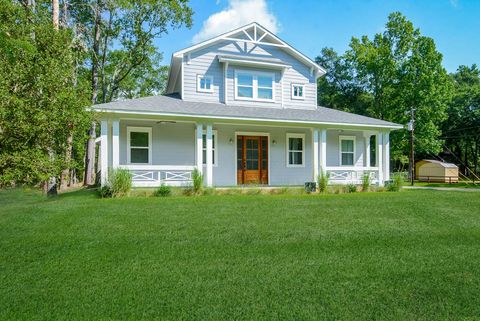 Photo of 212 Osage Drive, Conroe, TX 77316 (MLS # 25578066)