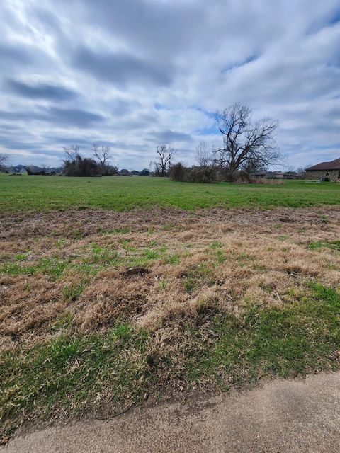 Photo of 1549 Quarter Horse Trail, Angleton, TX 77515 (MLS # 93031819)
