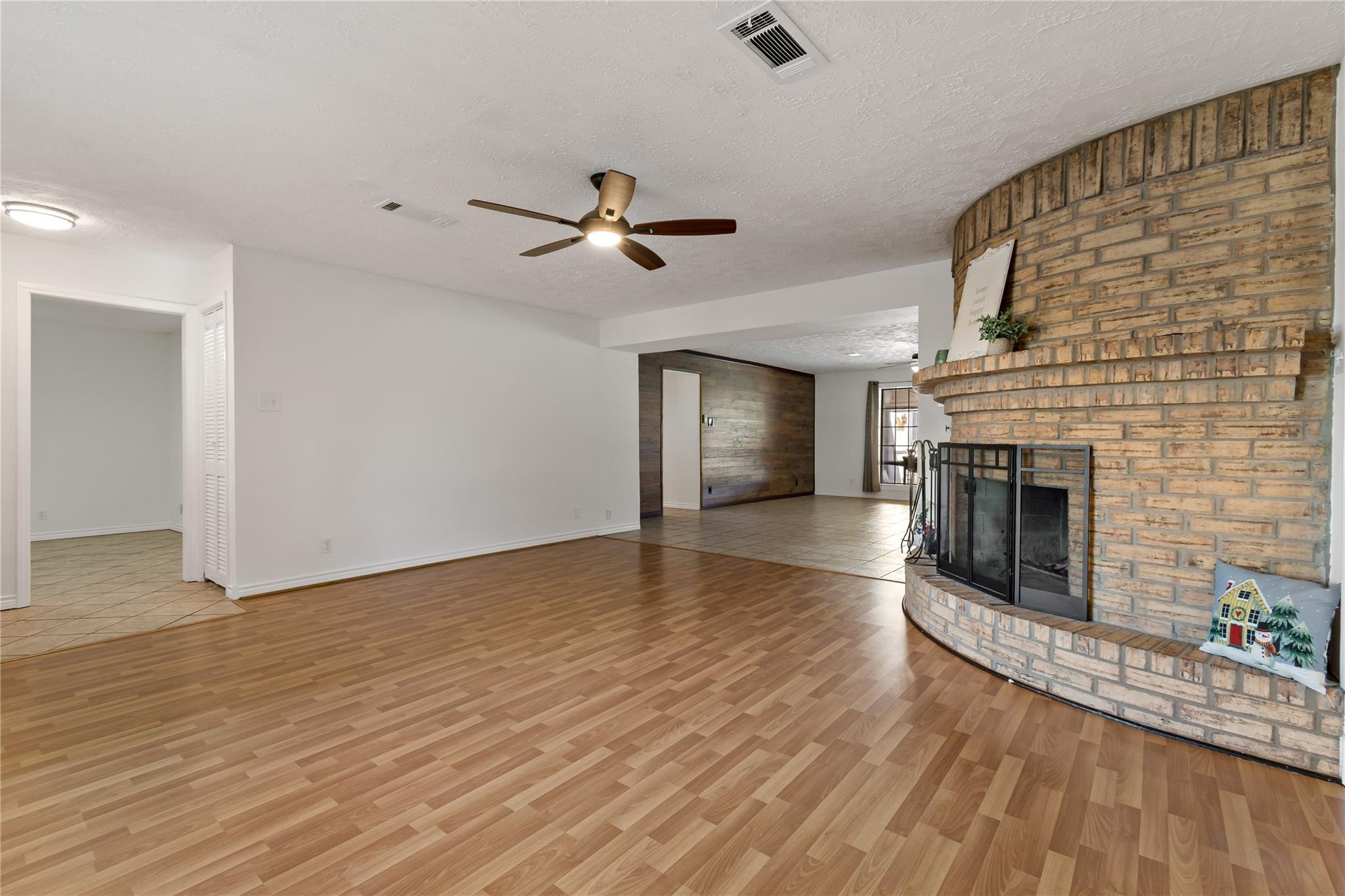 3402 Park Dale Drive