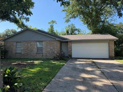 Photo of 1923 Delphi Lane, Houston, TX 77067 (MLS # 65043118)