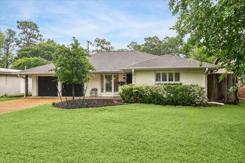 Homes For Sale - 4410 Santee Street<br/> Houston, TX 77018