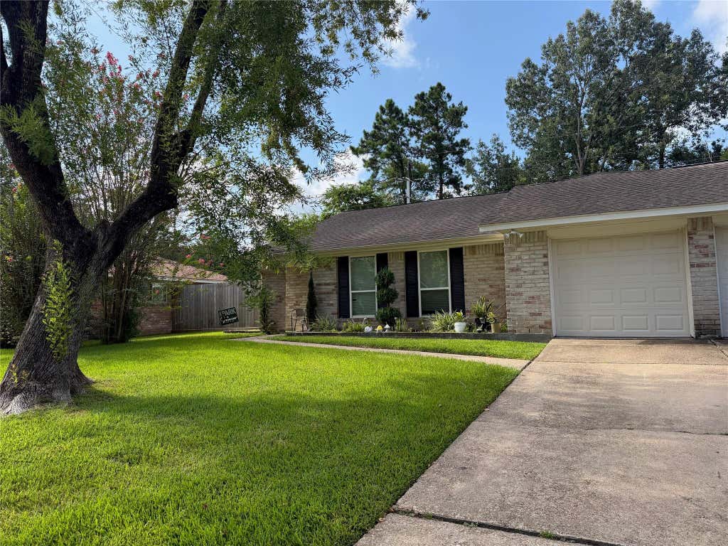 Photo of 2418 Tinechester Drive, Houston, TX 77339 (MLS # 28074977)