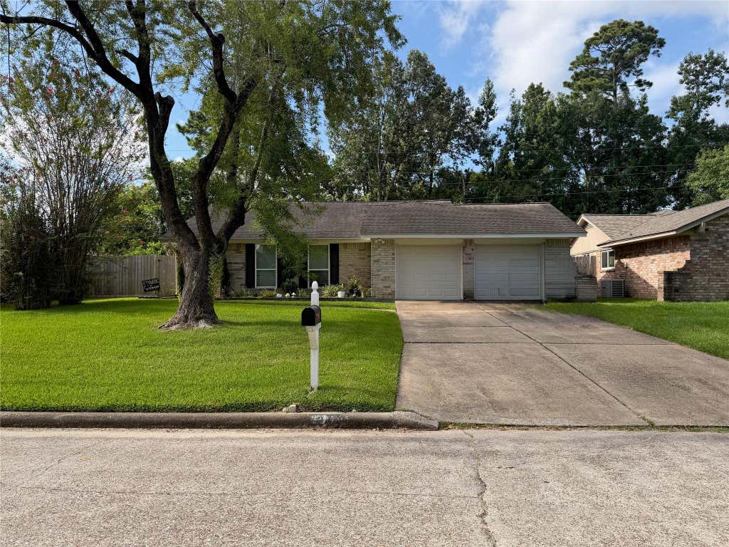 Photo of 2418 Tinechester Drive, Houston, TX 77339 (MLS # 28074977)