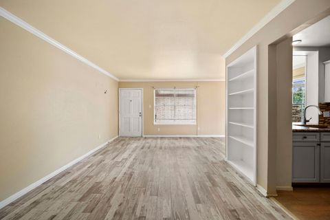 Tiny photo for 421 Emerson Street #5, Houston, TX 77006 (MLS # 53797011)