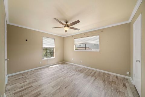 Tiny photo for 421 Emerson Street #5, Houston, TX 77006 (MLS # 53797011)