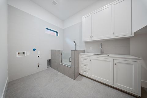 Tiny photo for 6510 Sivley Street, Houston, TX 77055 (MLS # 5278770)