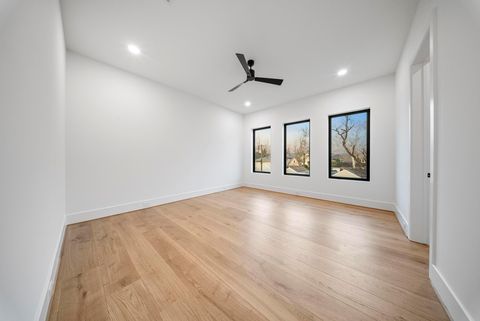 Tiny photo for 6510 Sivley Street, Houston, TX 77055 (MLS # 5278770)