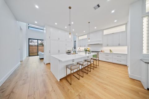 Tiny photo for 6510 Sivley Street, Houston, TX 77055 (MLS # 5278770)