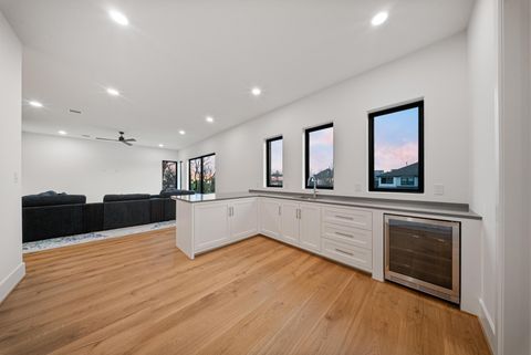 Tiny photo for 6510 Sivley Street, Houston, TX 77055 (MLS # 5278770)