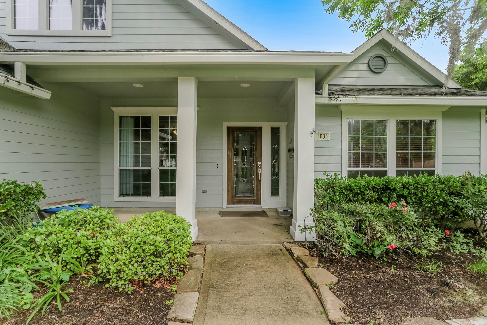 1635 Fairview Drive