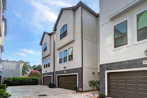Photo of 833 Wakefield Drive #A, Houston, TX 77018 (MLS # 53721839)
