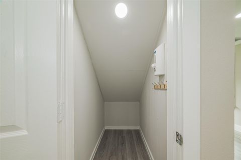 Tiny photo for 1985 Sherwood Forest Street, Houston, TX 77043 (MLS # 13210526)