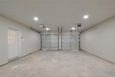 Tiny photo for 1985 Sherwood Forest Street, Houston, TX 77043 (MLS # 13210526)