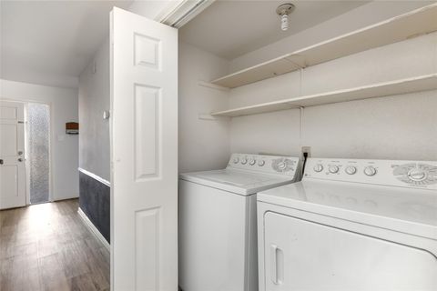 Tiny photo for 8302 Nairn Street, Houston, TX 77074 (MLS # 57797681)