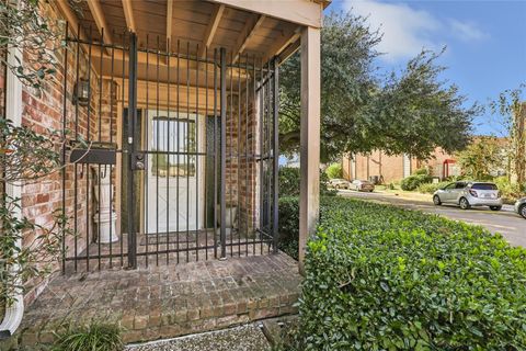 Tiny photo for 8302 Nairn Street, Houston, TX 77074 (MLS # 57797681)