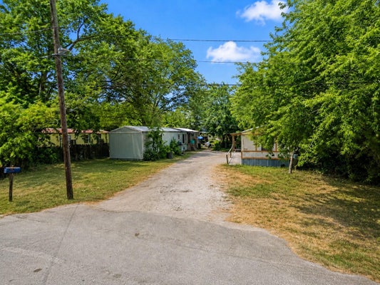 14433 EAGLE PASS ST, HOUSTON, TX 77015 - Image ba7e76cca82fd1e6f2e0f3efdea8cdd0/1776517856