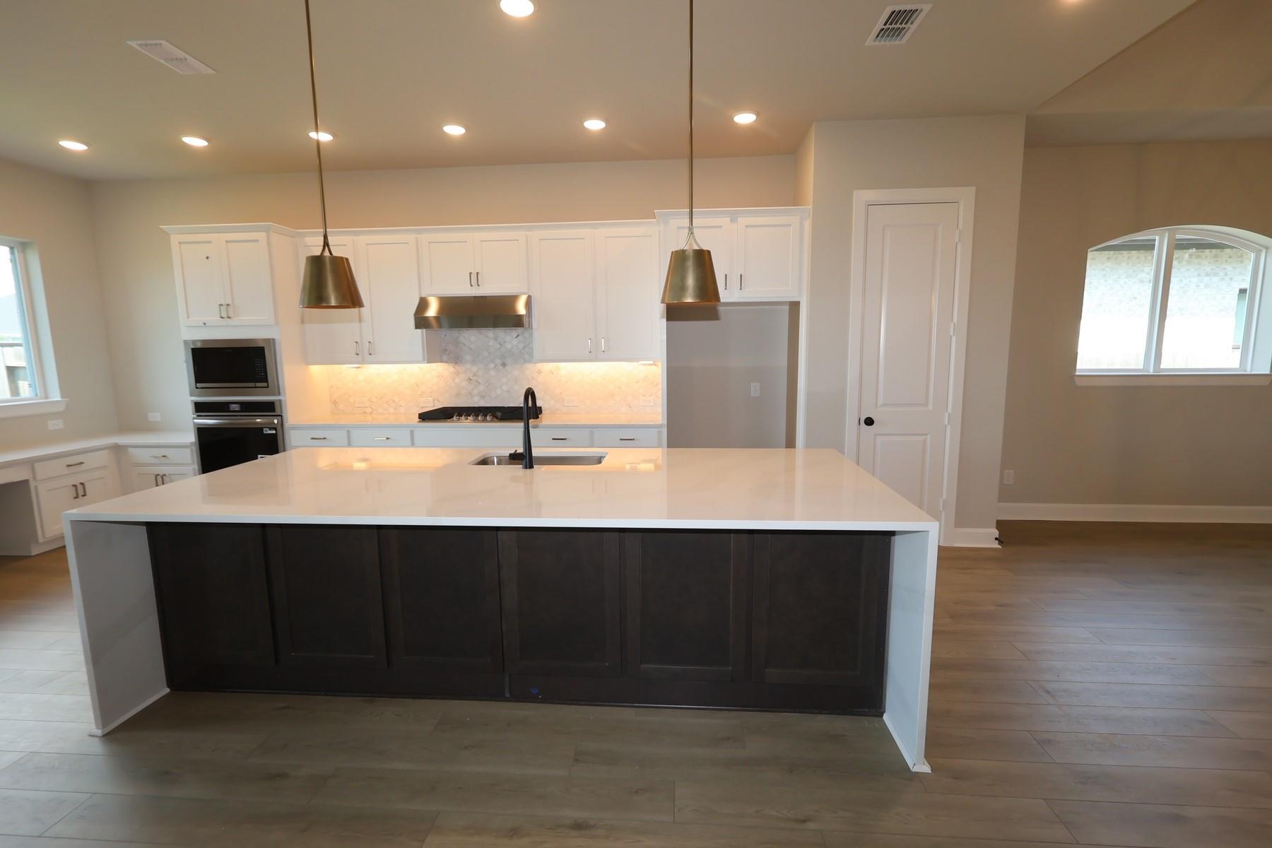 5222 Benton Woods Trail