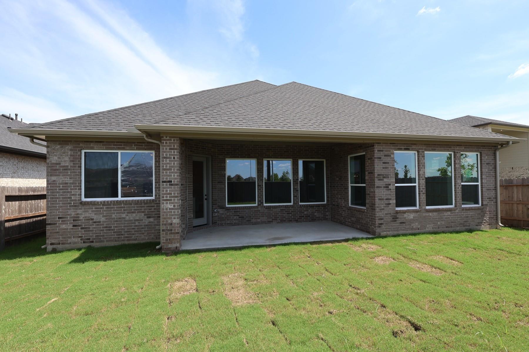5222 Benton Woods Trail