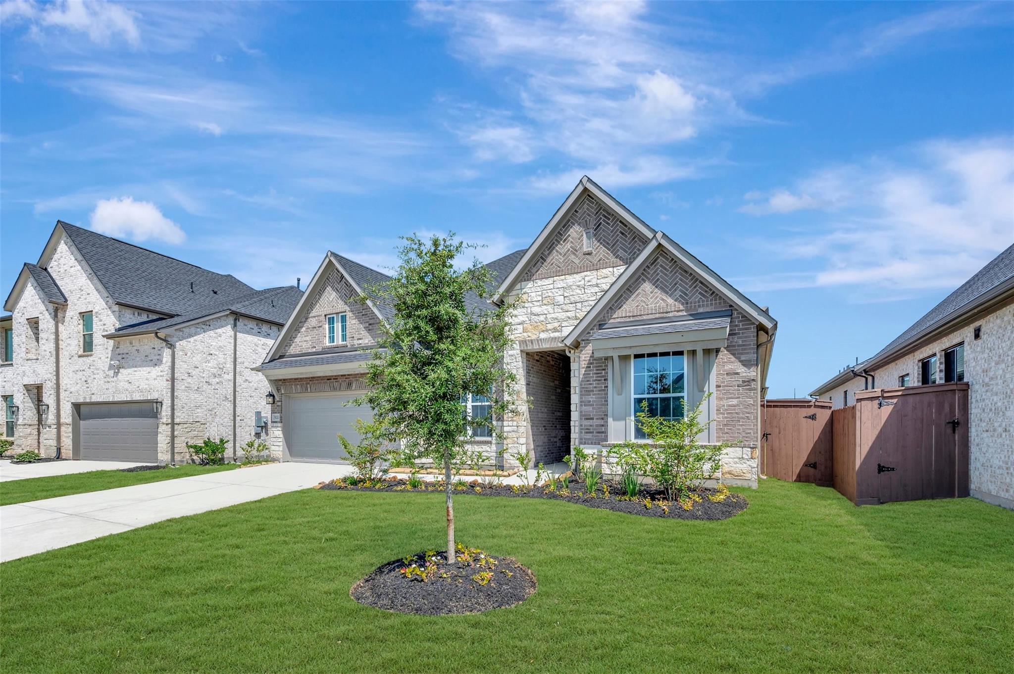 5222 Benton Woods Trail