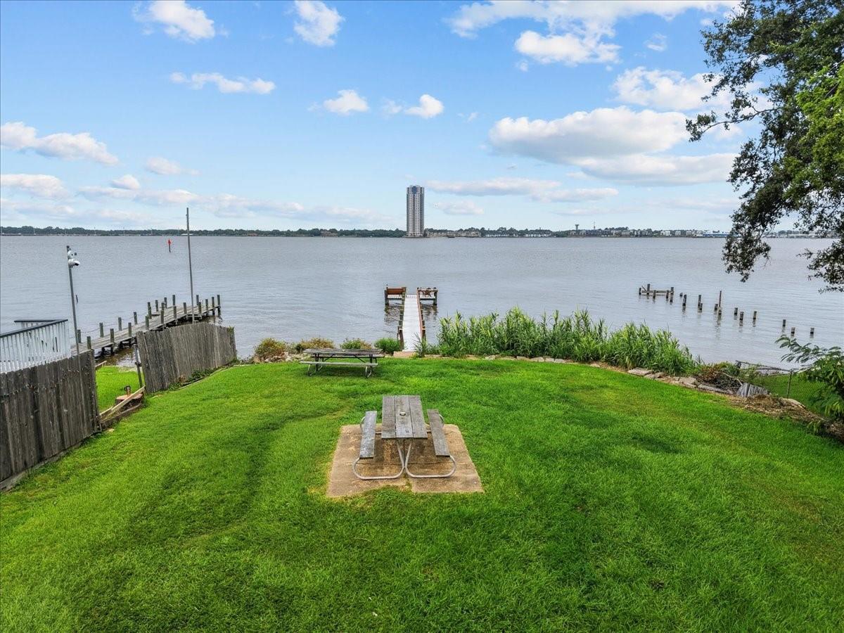 310 Lakeside Drive