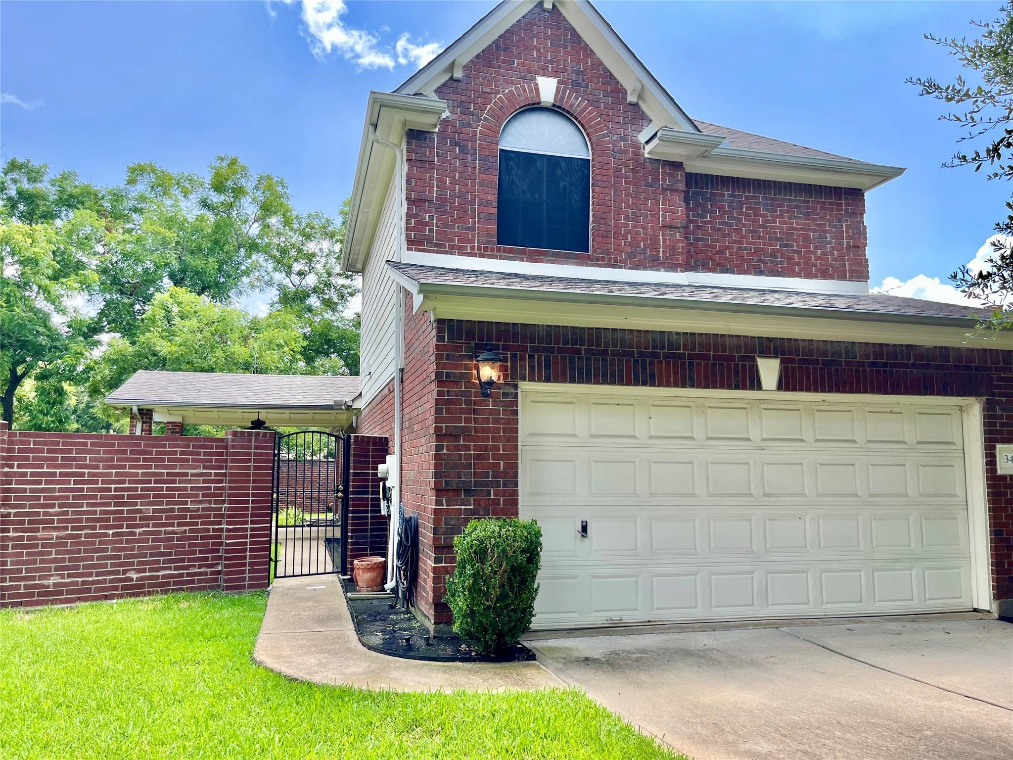 34 Grants Lake Circle