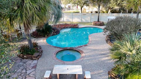 2742 Westchester Circle Pearland TX 77584