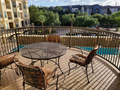 Photo of 7575 Kirby Drive #1211, Houston, TX 77030 (MLS # 11918047)