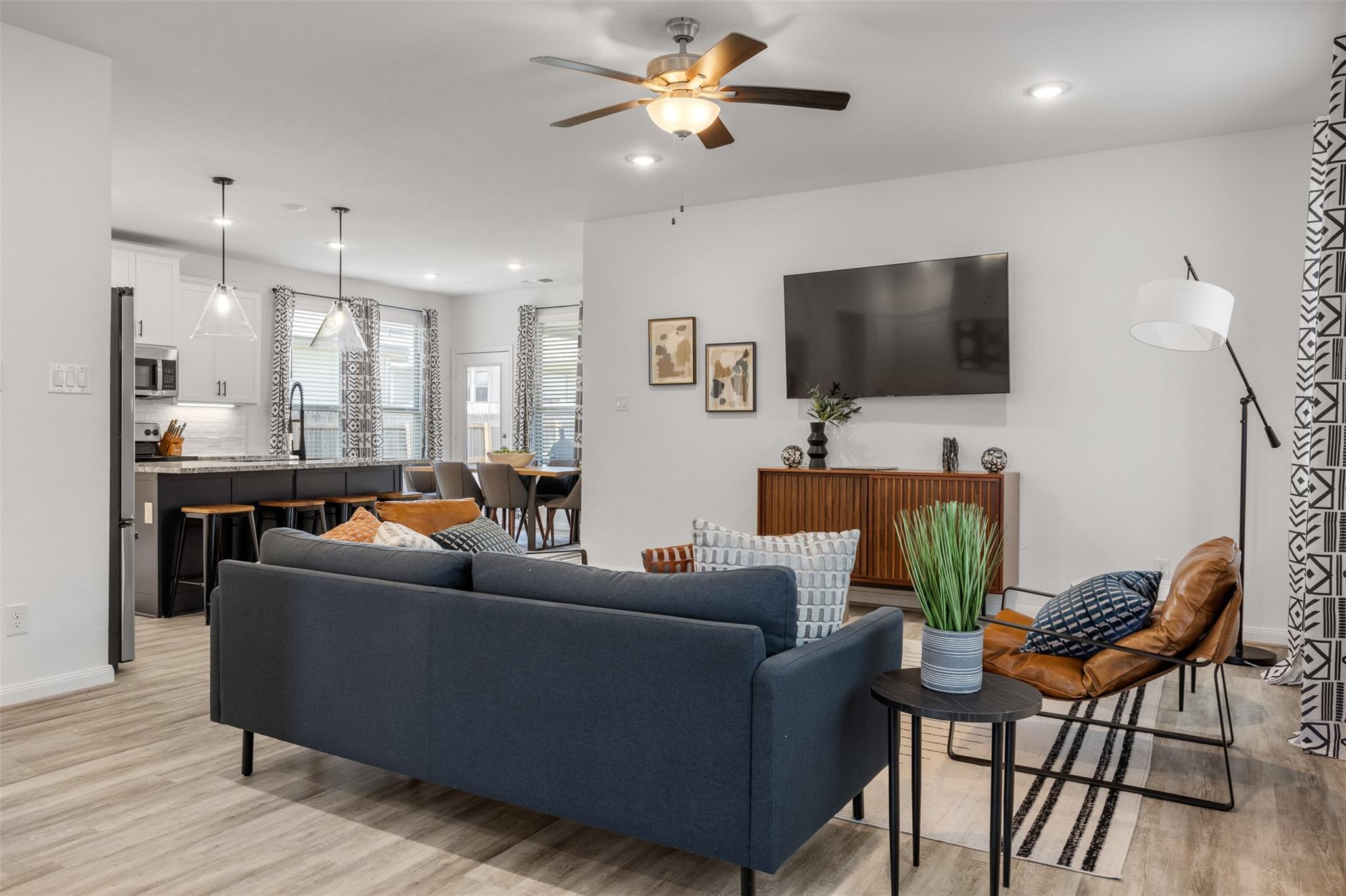 3229 Fox Sedge