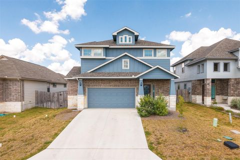 Photo of 3229 Fox Sedge, New Braunfels, TX 78130 (MLS # 96533811)