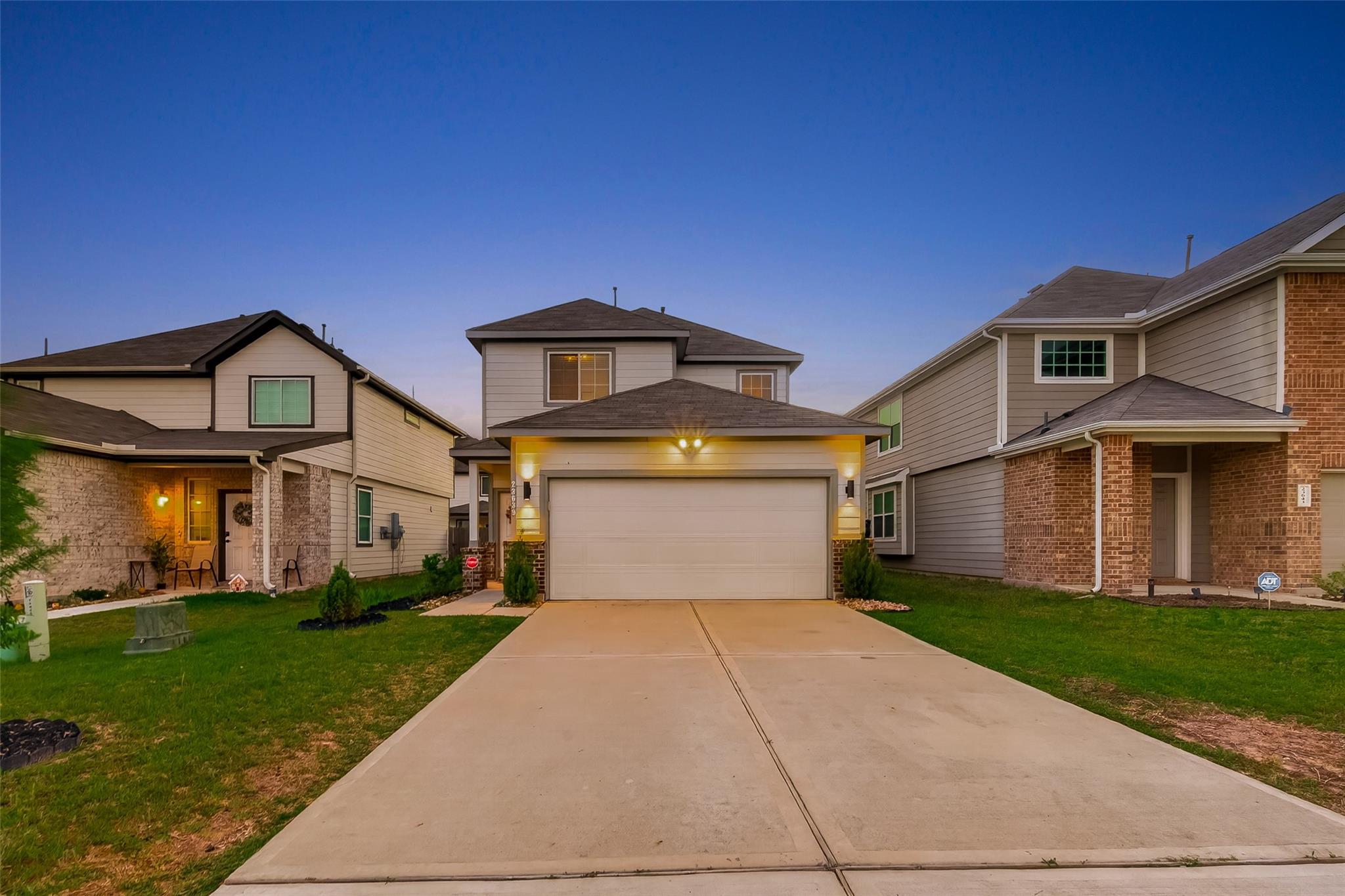 23639 Buttress Root Drive