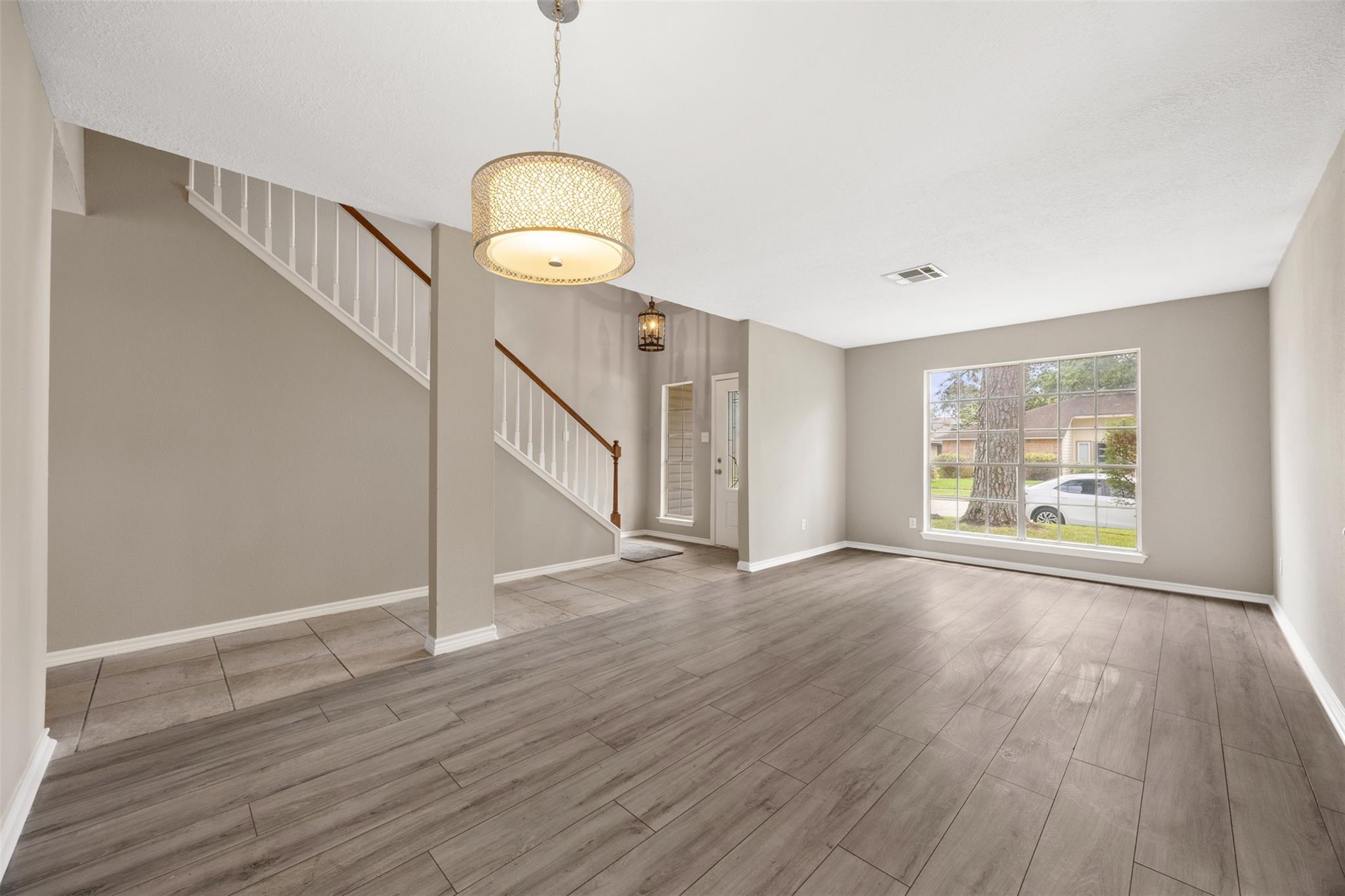 4918 Edinston Place