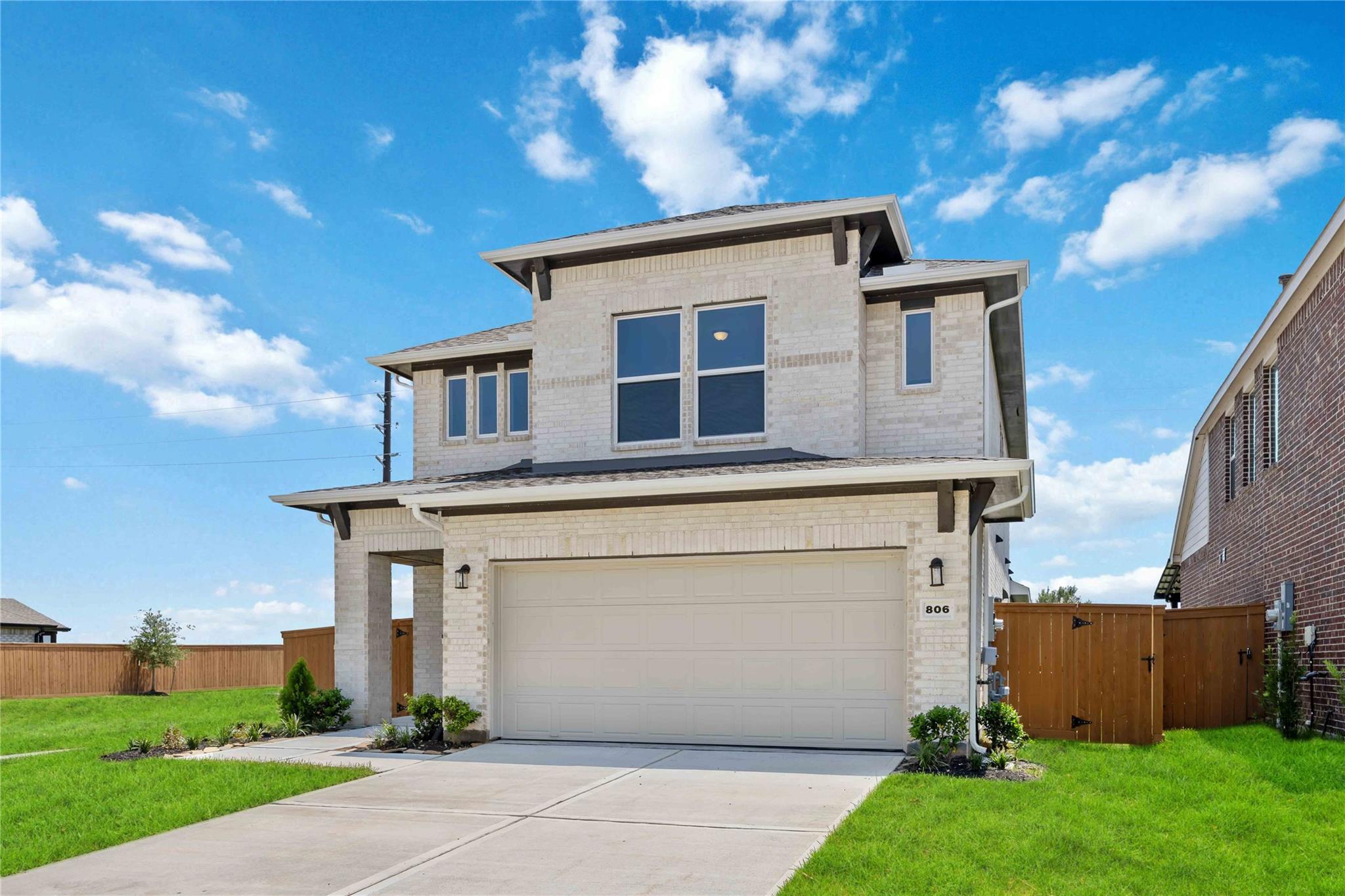 806 Mockingbird Passage Drive