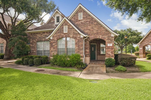 Townhouse For Sale - 426 Cypress Vista<br/> Houston, TX 77094